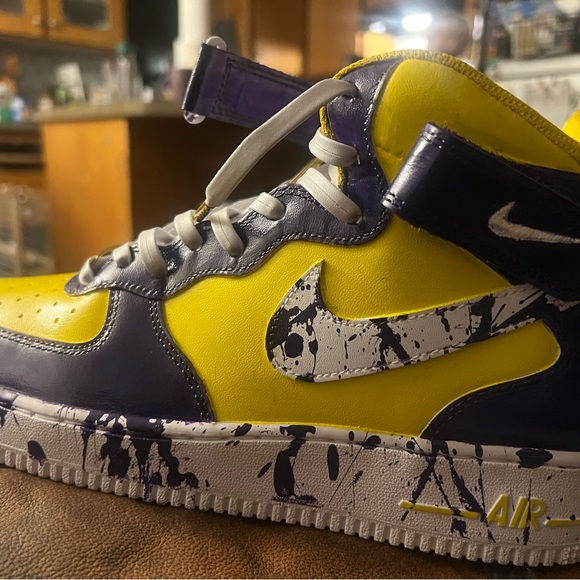 CUSTOM HAND PAINTED “ SKOL AF1s “ sneakers Men’s 9.5 - Picture 10 of 13